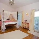 Slieve Aughty Centre * Loughrea