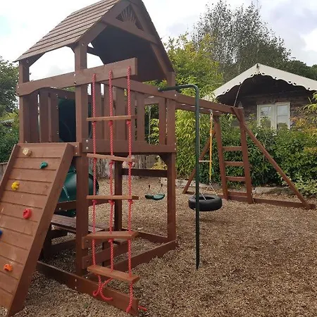 Slieve Aughty Centre Oda ve Kahvaltı Loughrea