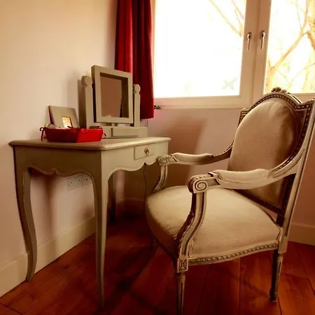 Oda ve Kahvaltı Slieve Aughty Centre *